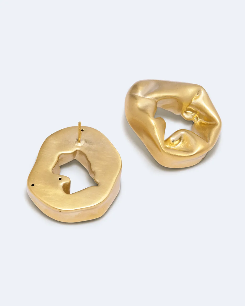 Completedworks Scrunch boucles d'oreilles vermeil or