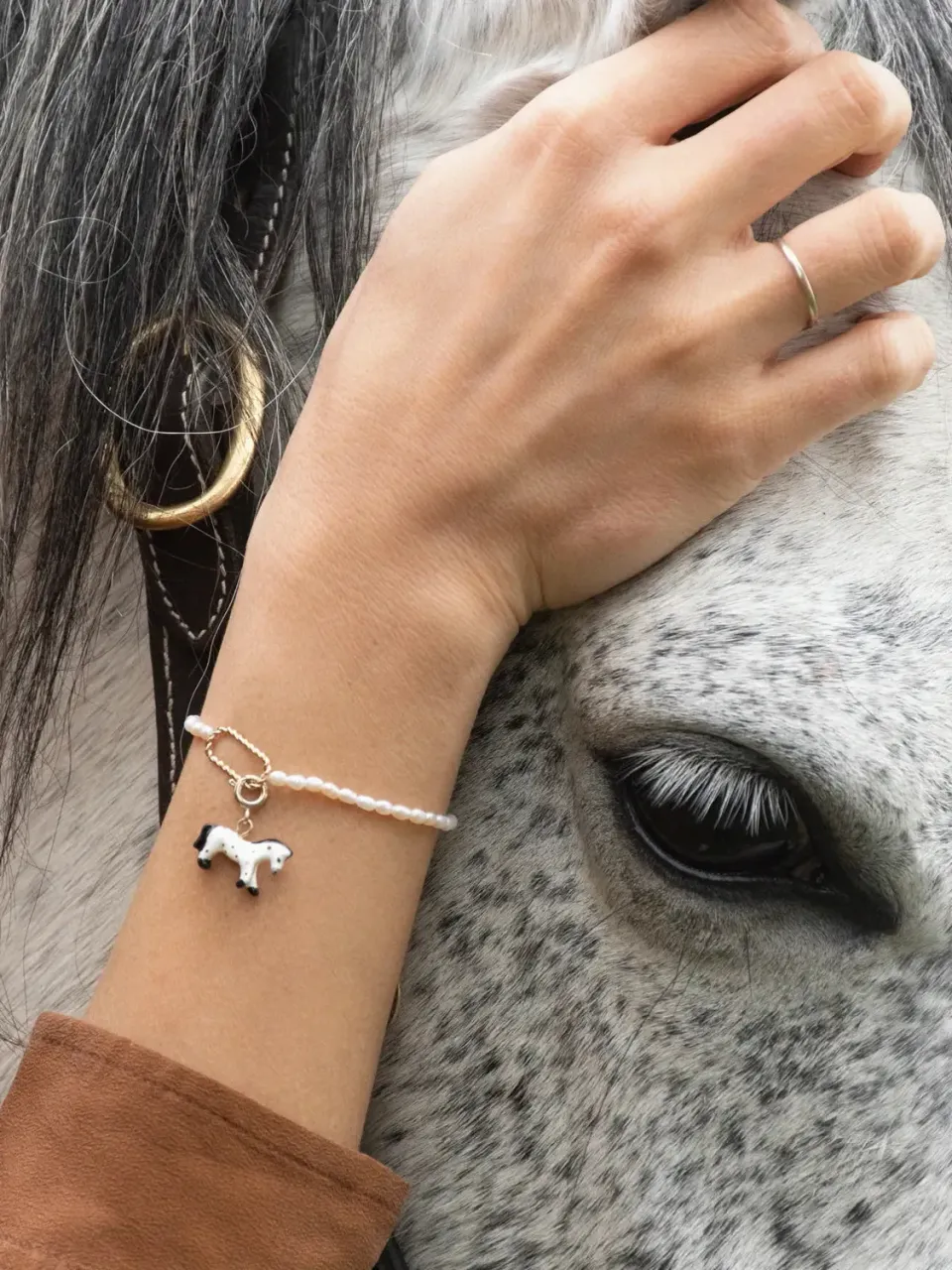 Nach Bijoux Charm's cheval blanc charms porcelaine doré