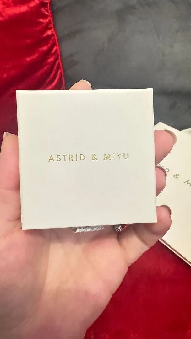 Astrid & Miyu Cosmic Gift Wrap pochette cadeau céleste