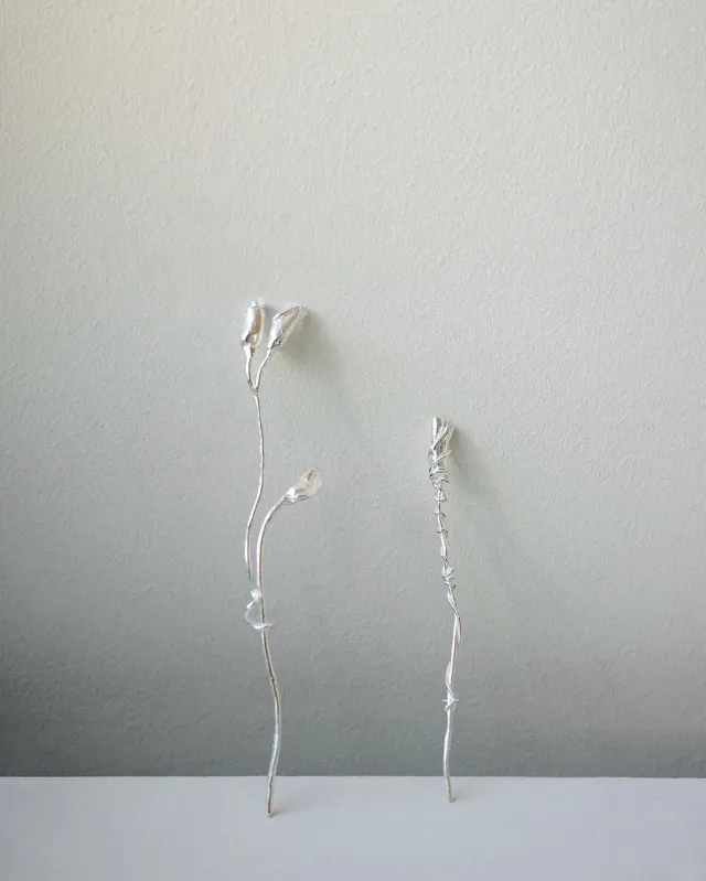 Completedworks Yesteryear ornement fleur argent lot de 2