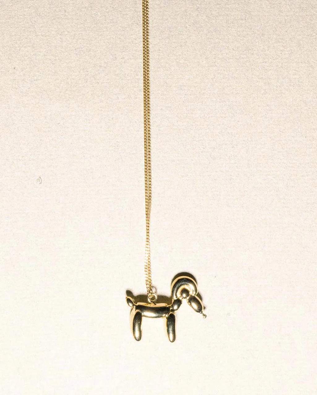 Completedworks Classicworks Aries pendentif ballon plaqué or