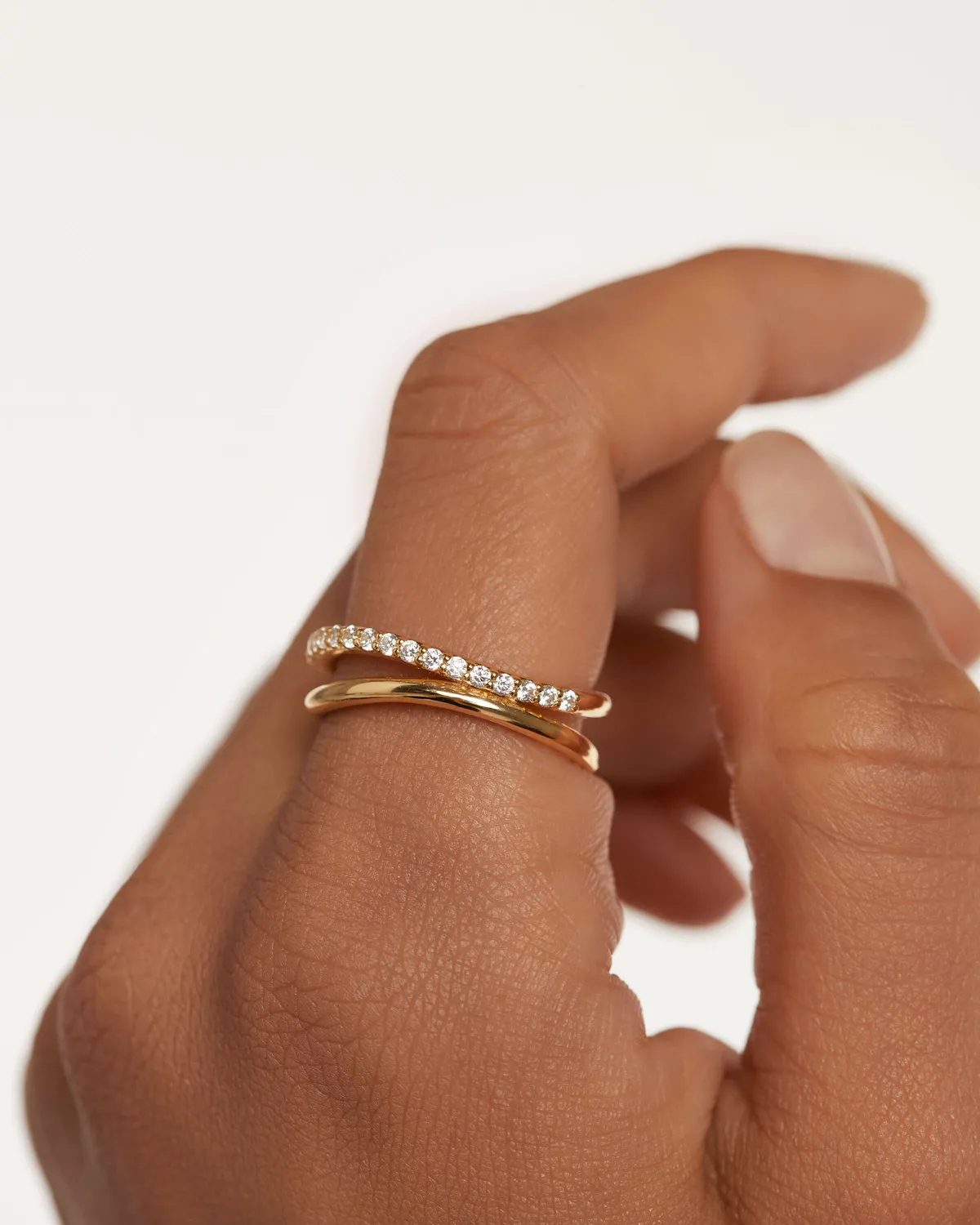 PDPAOLA Essentials Twister bague plaqué or zircones