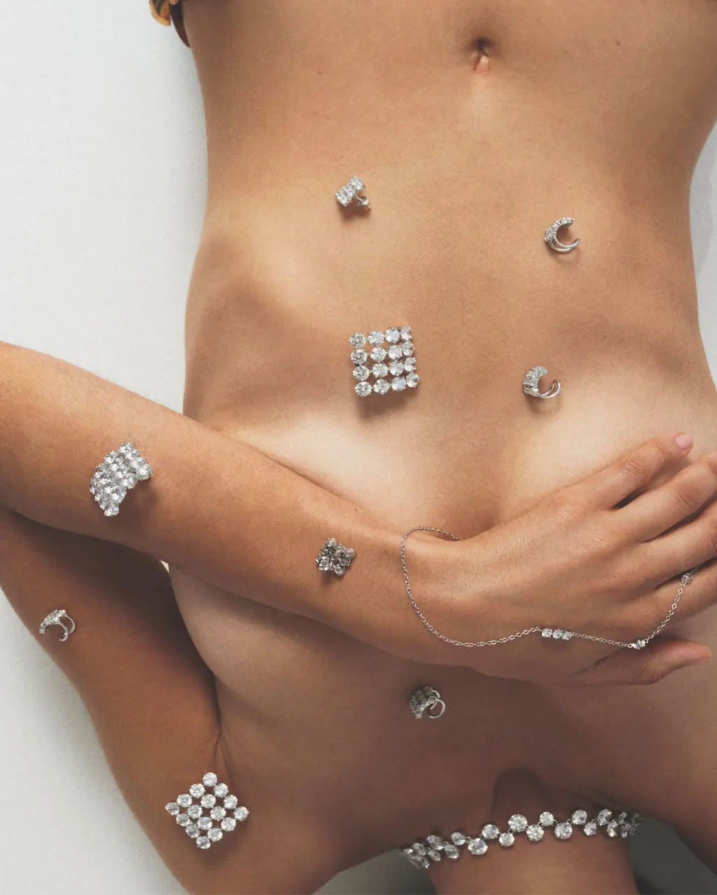 Completedworks Juggernaut collier zircone rhodié