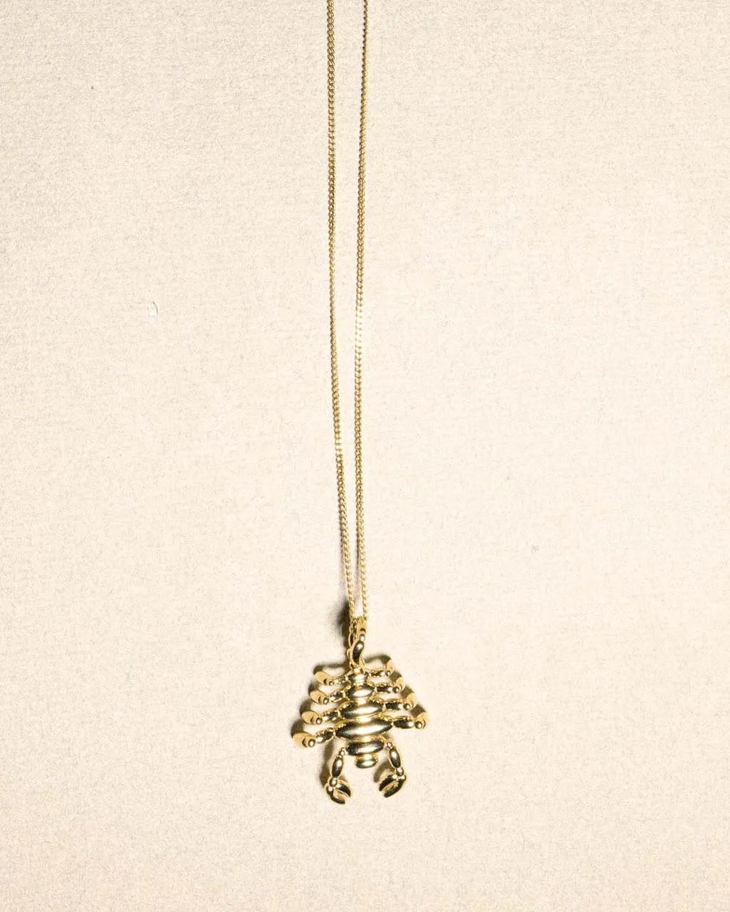 Completedworks Classicworks Scorpio Zodiac Balloon collier doré