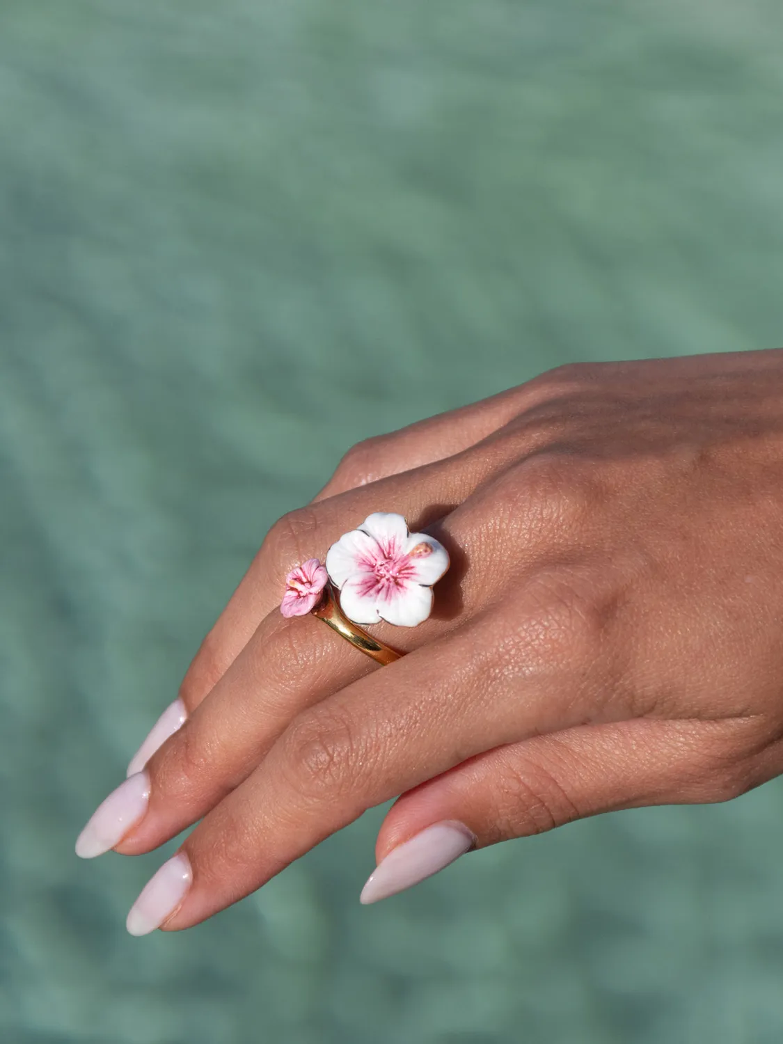 Nach Bijoux FaceToFace hibiscus bague ajustable porcelaine