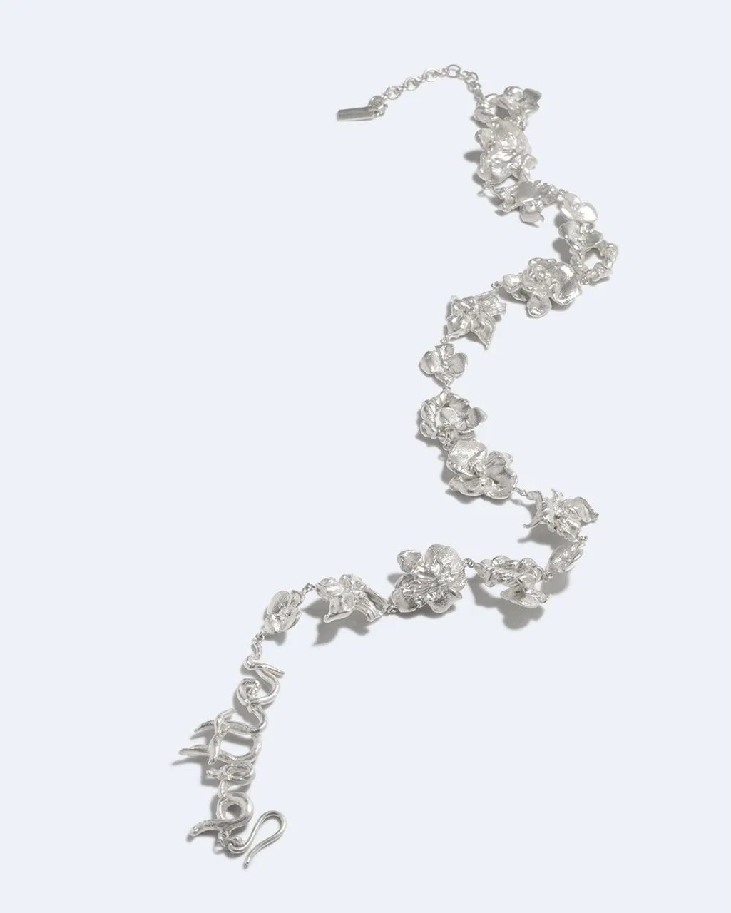 Completedworks Tributaries collier argenté ras de cou