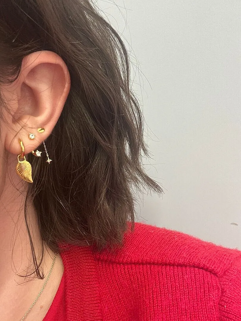 Astrid & Miyu Star Ear Chain boucle or massif étoile