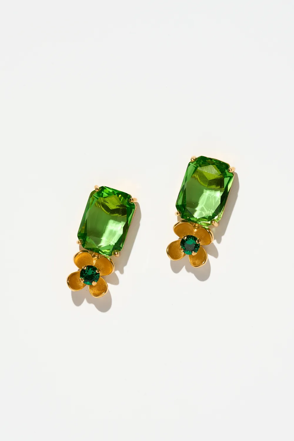 Philippe Ferrandis Eugénie clous cristal vert 2,8 cm
