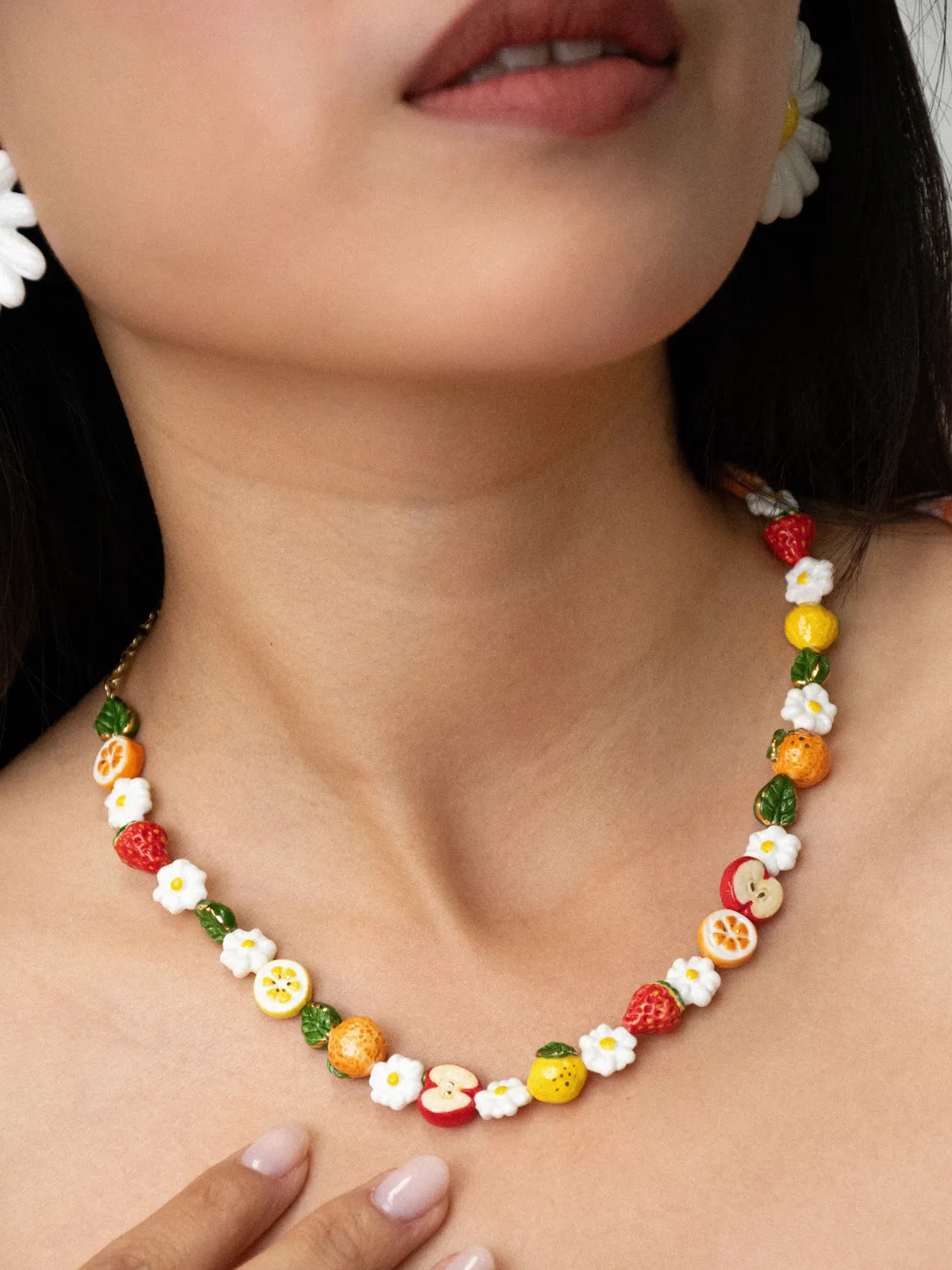 Nach Bijoux Fruits Fleurs collier perles porcelaine rouge
