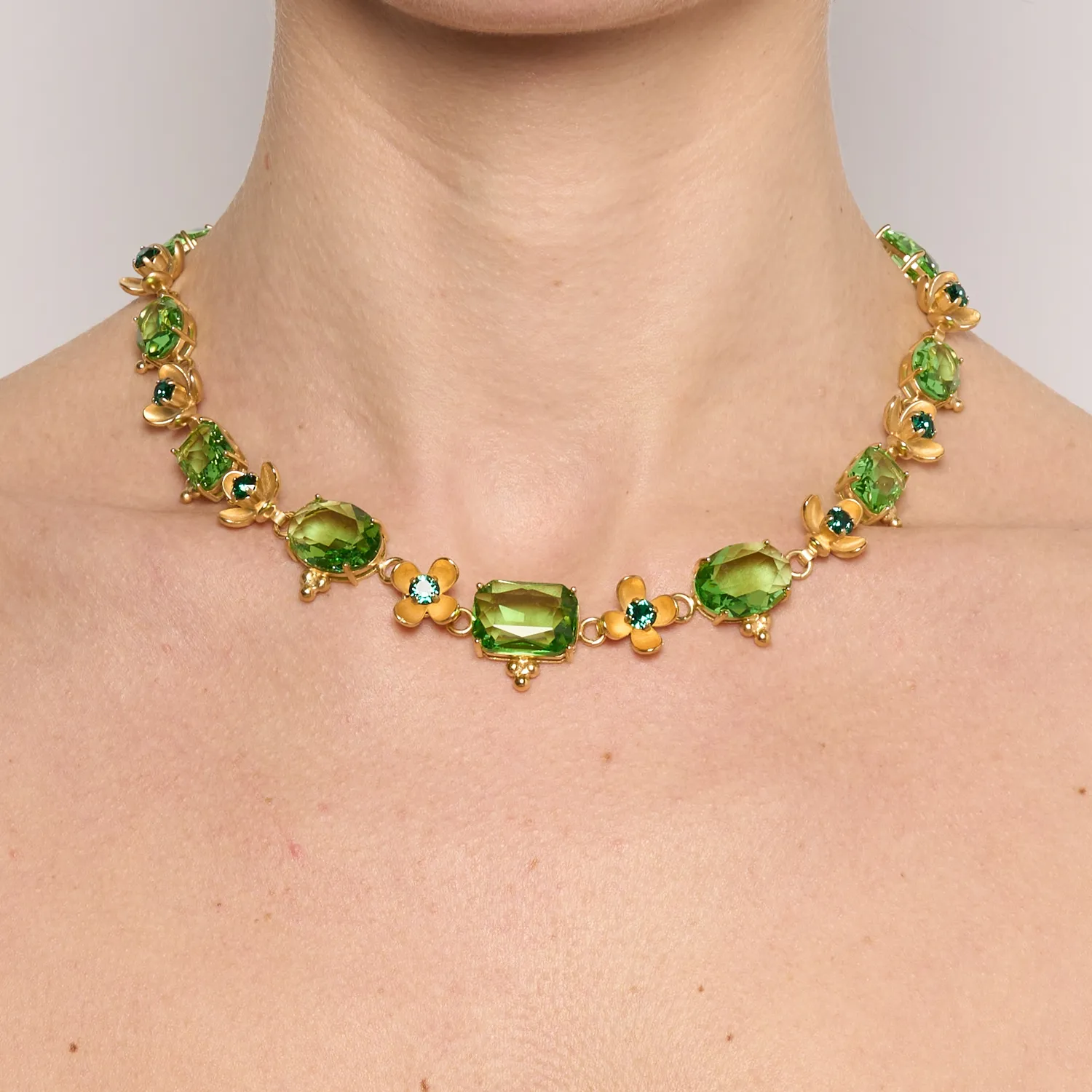 Philippe Ferrandis Eugénie collier 40 cm smokey vert