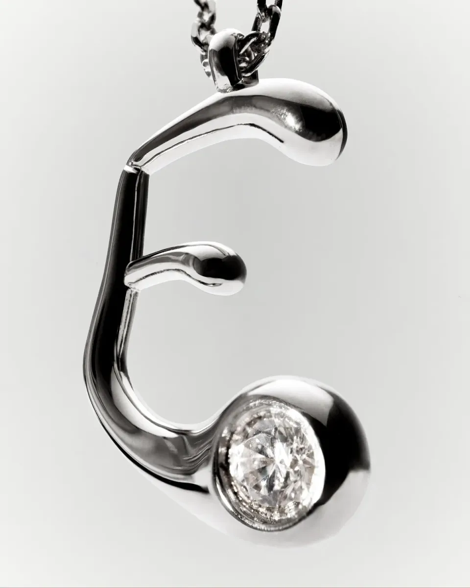 PDPAOLA GRID Initial E pendentif charms lettre E argent