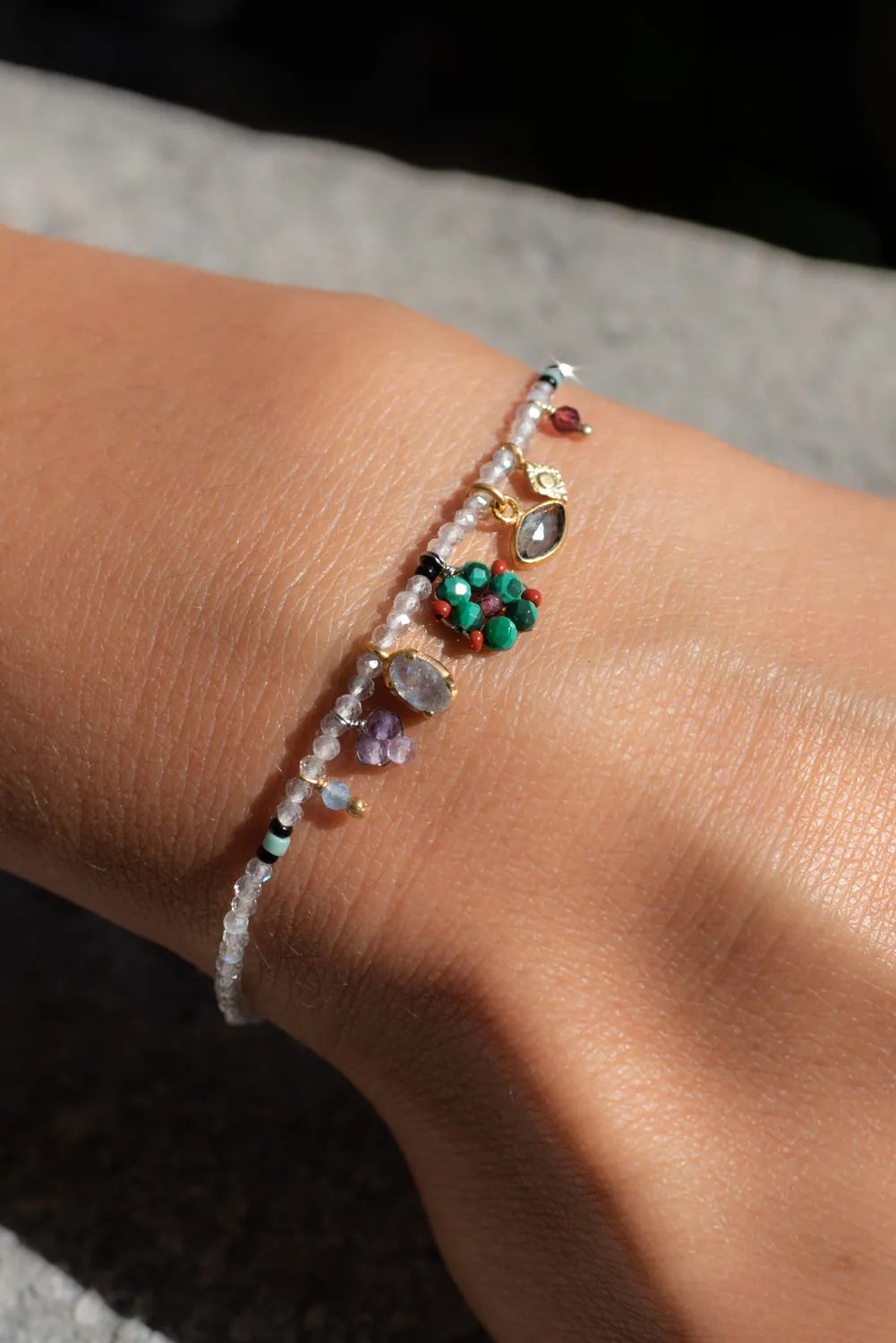 Le Fourbi de Capucine P4 bracelet labradorite malachite