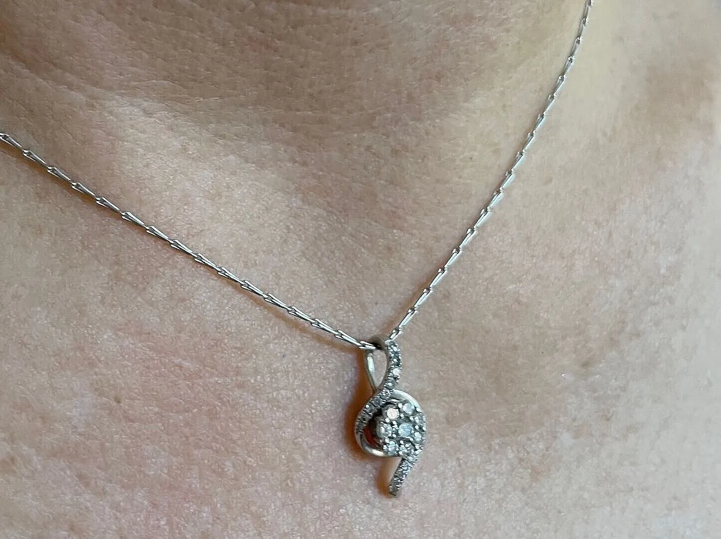 Astrid & Miyu Marylebone Chain collier or blanc massif
