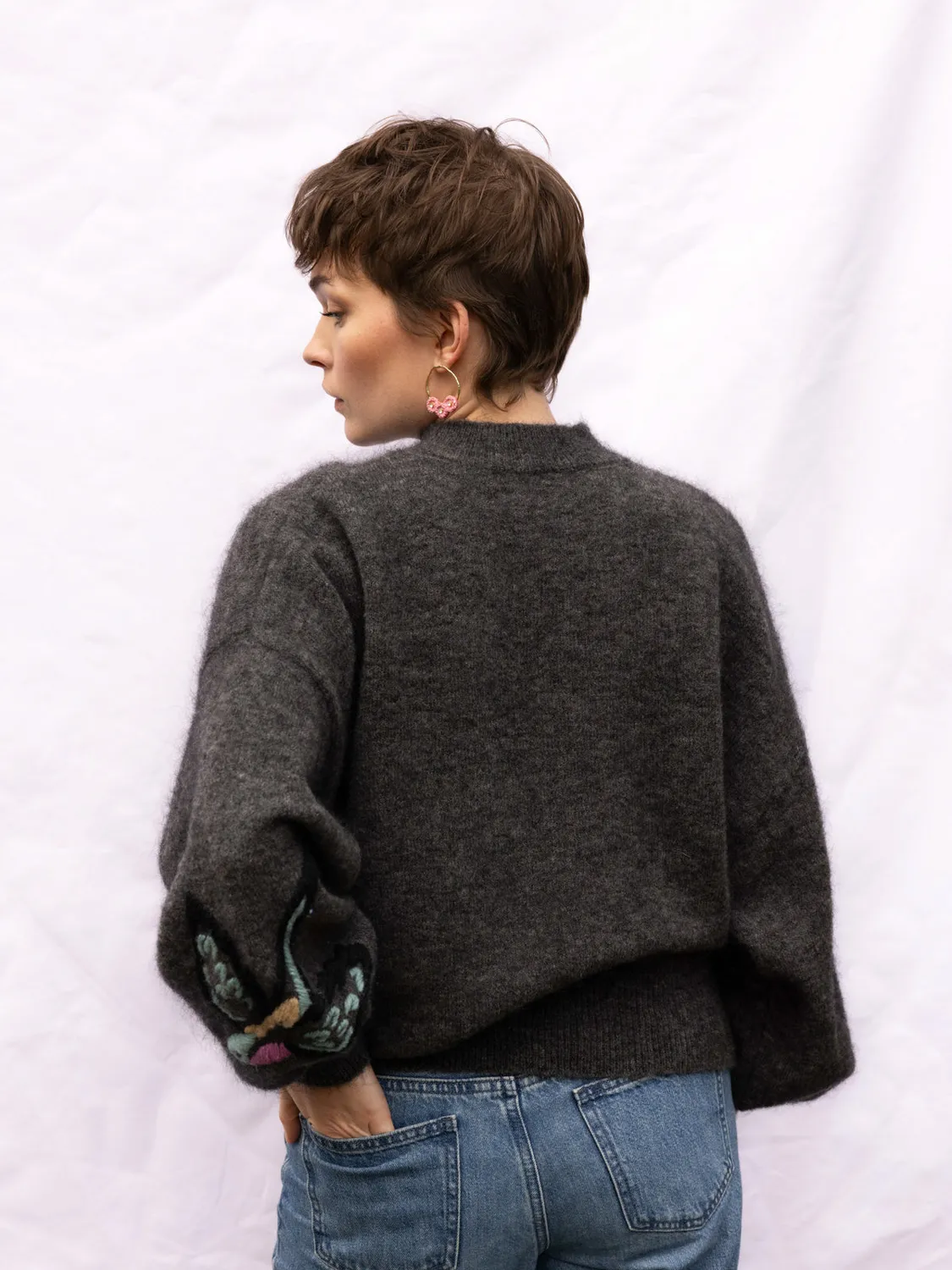 Nach Bijoux oiseau brodé pull maille oversize