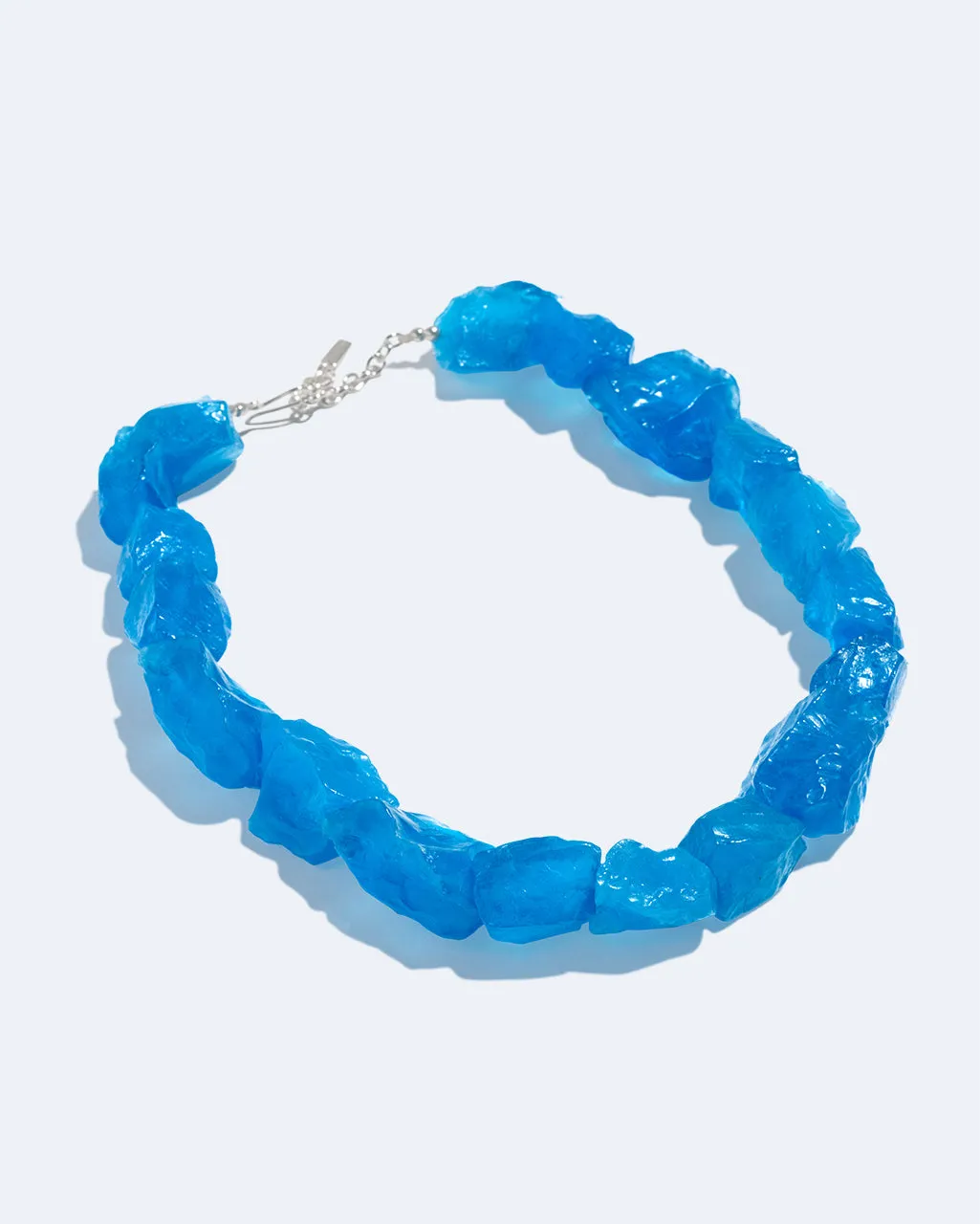 Completedworks Iceberg's Other Half collier résine bleue argent