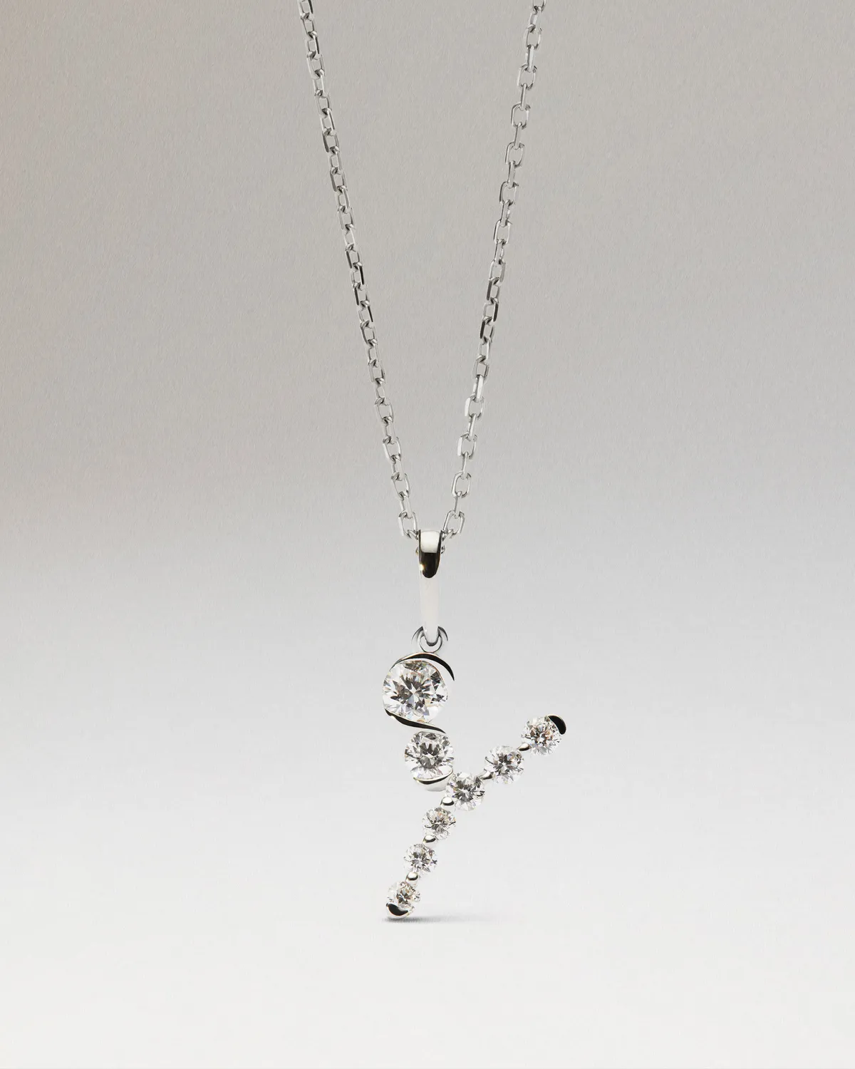 PDPAOLA Initiale Y pendentif diamants or blanc 18ct