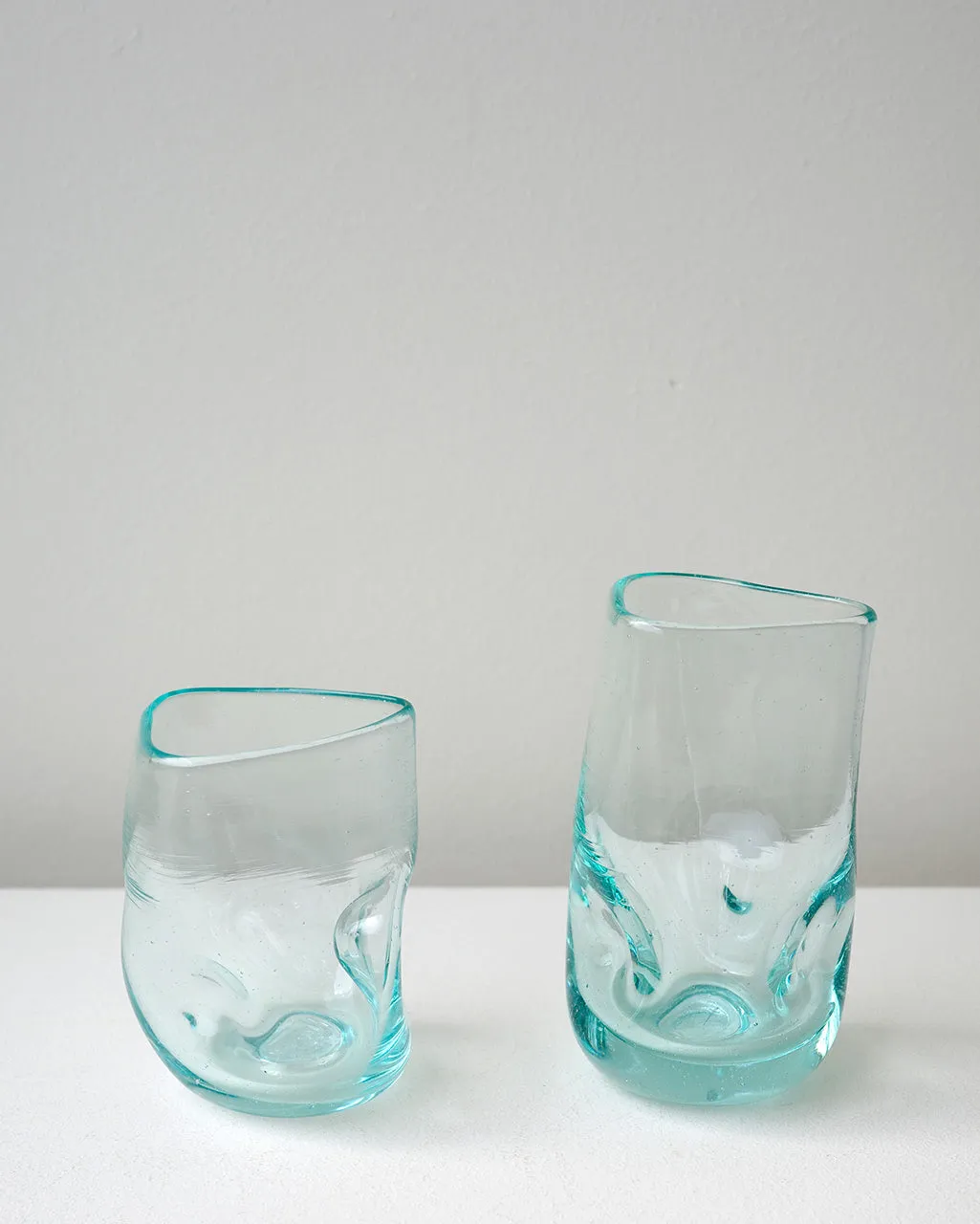 Completedworks Thaw verre verre recyclé transparent