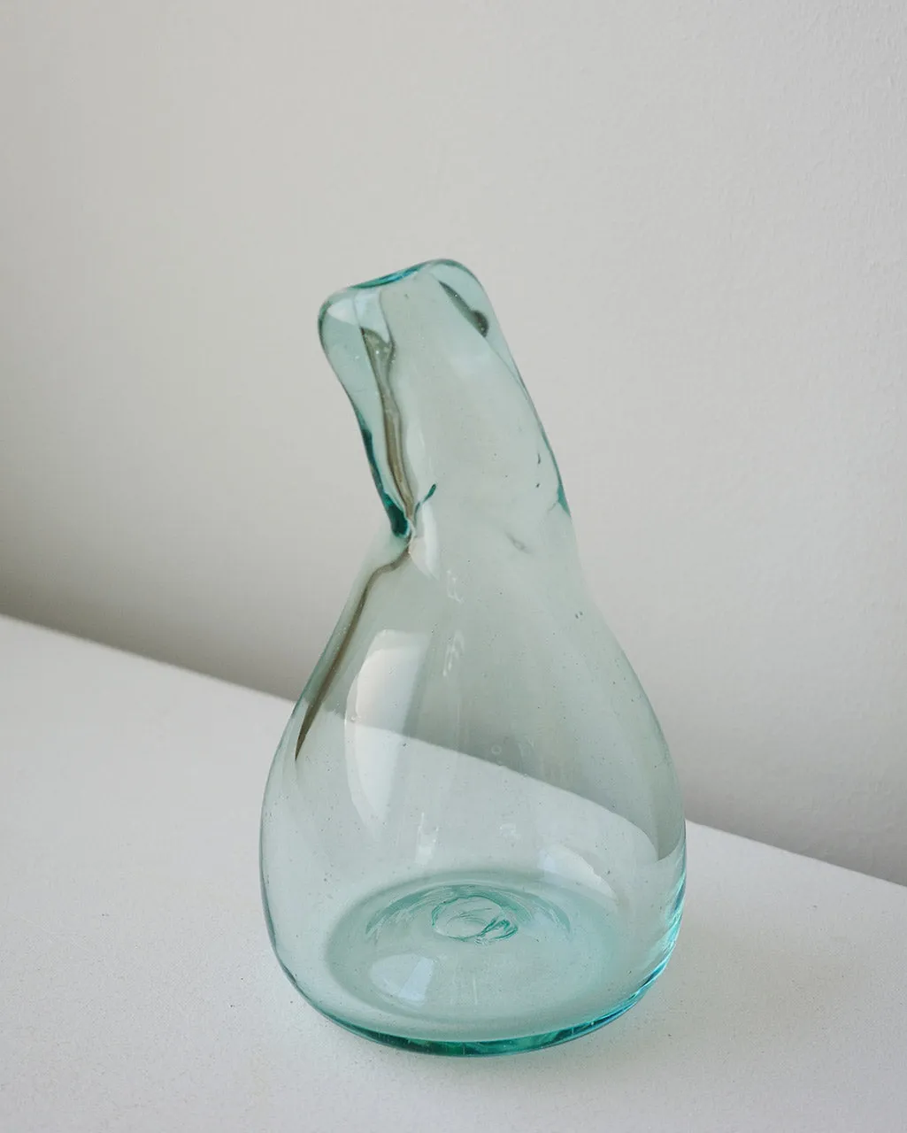 Completedworks Thaw Notsobig carafe verre bleu