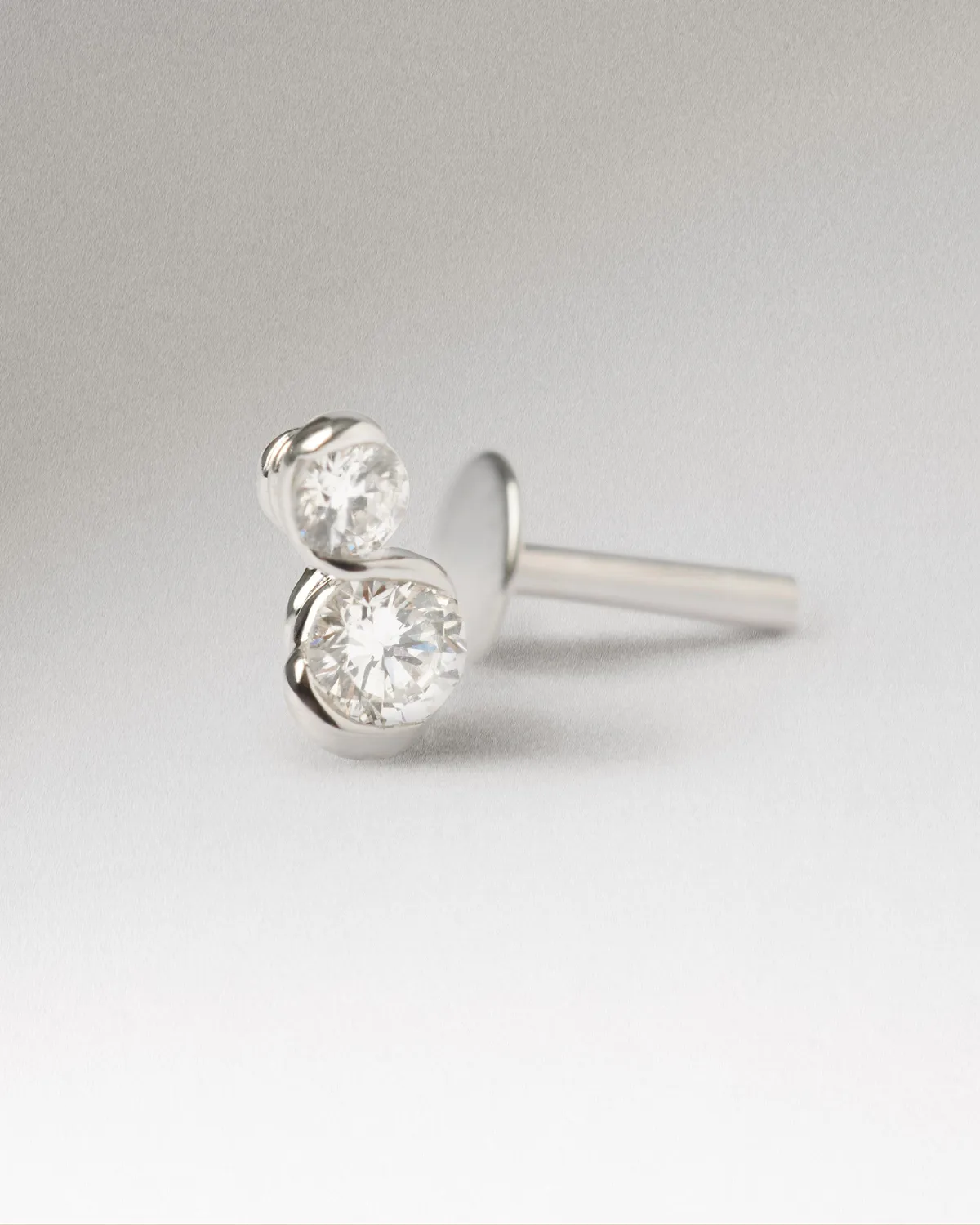 PDPAOLA Dafne mono-boucle or blanc diamants