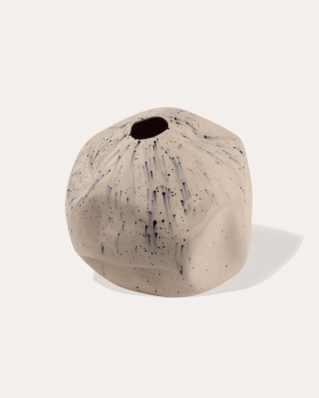 Completedworks Silence of the Sea grand vase blanc