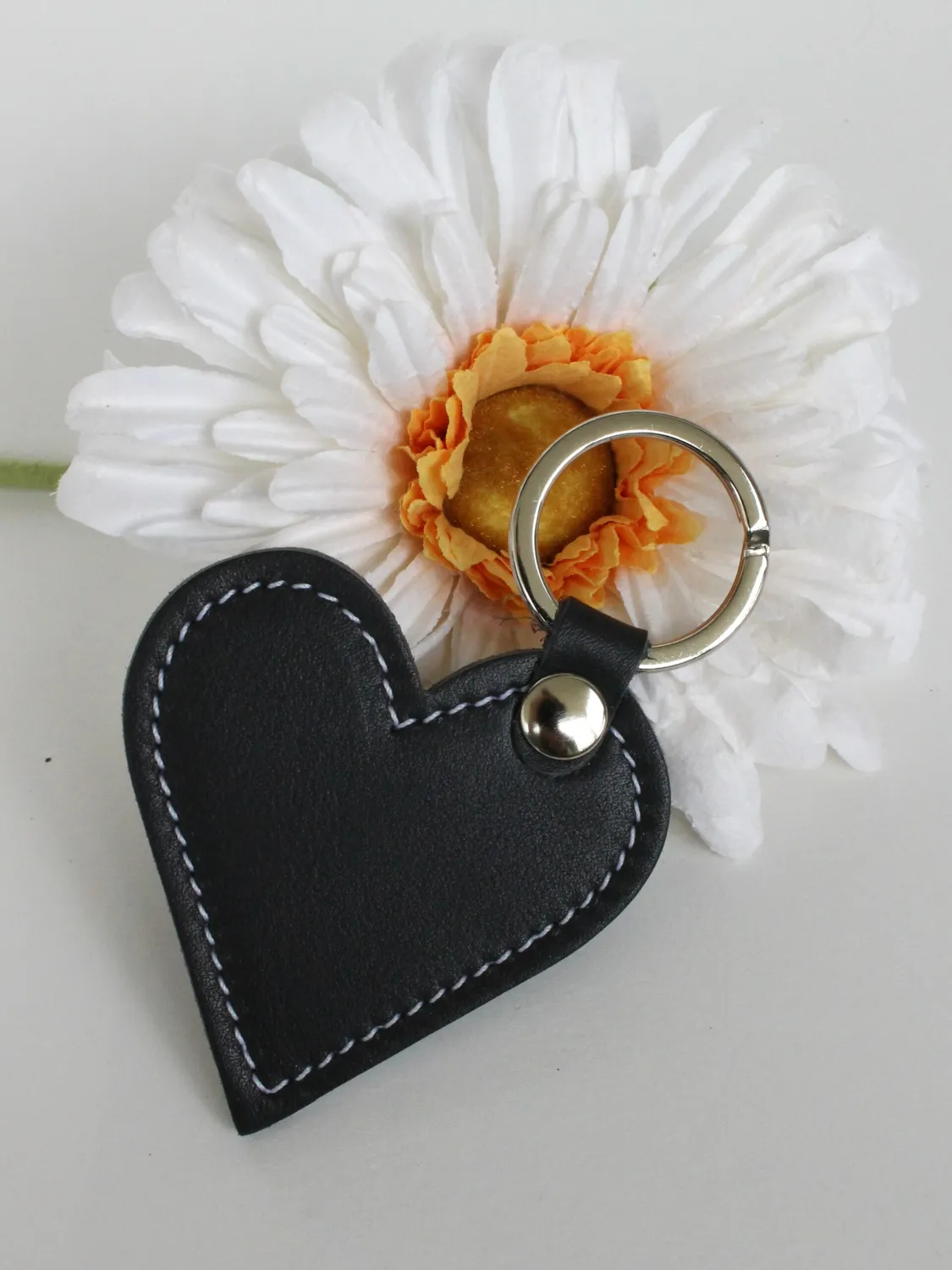 Drelin Cœur porte-clés cuir surcyclé luxe