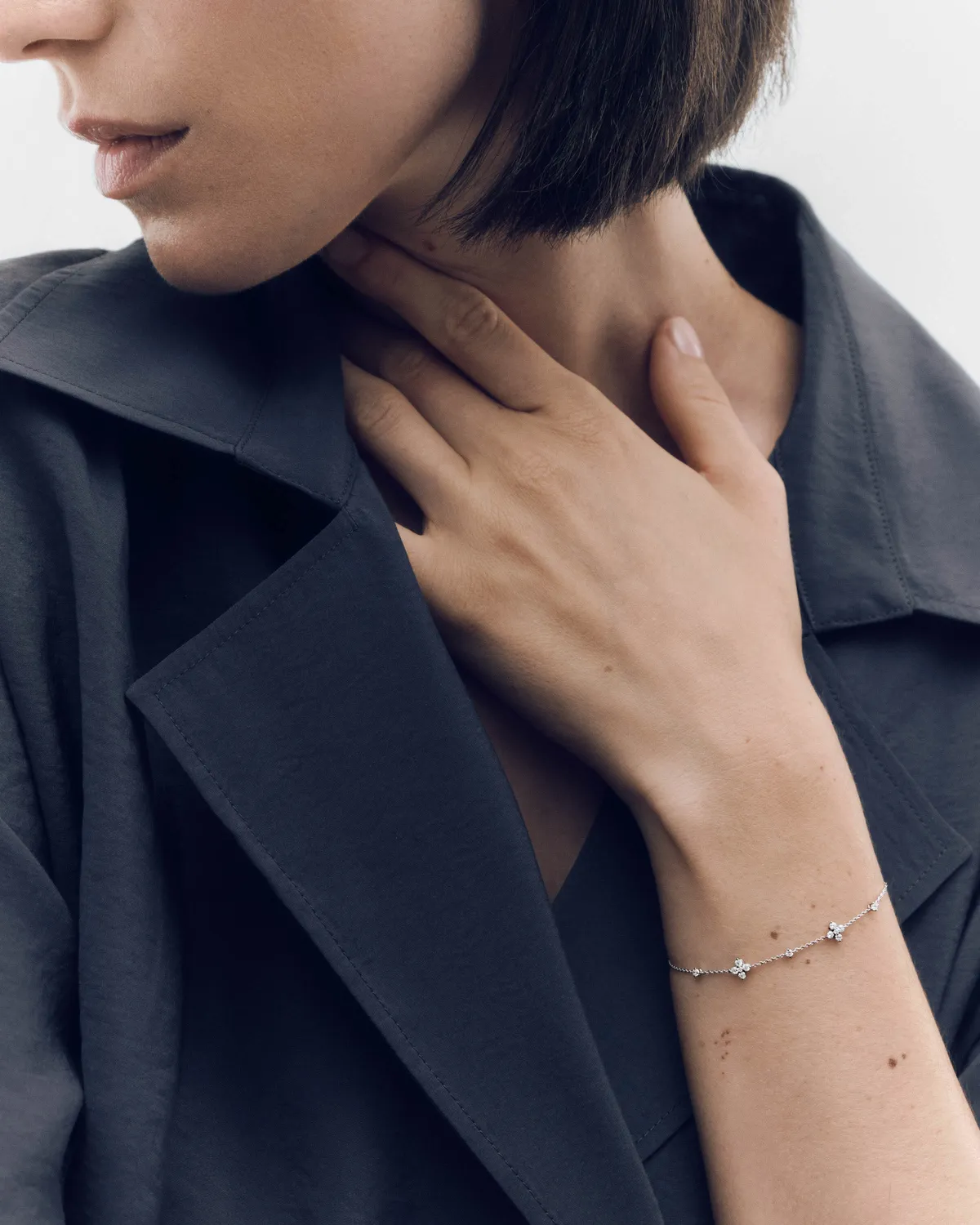 PDPAOLA Maggie in Bloom bracelet or blanc diamants