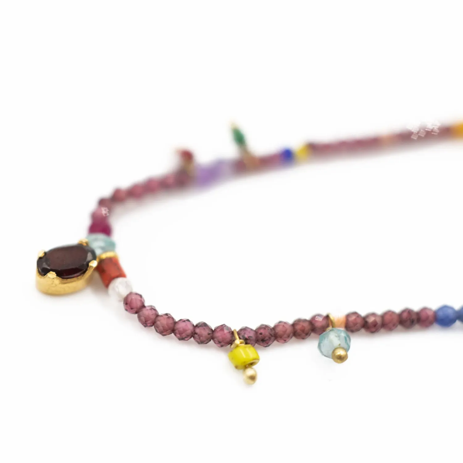 Le Fourbi de Capucine MUL4G collier laiton doré grenat