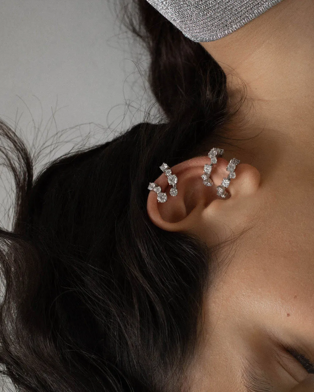 Completedworks Myth boucles d'oreilles zirconia rhodié