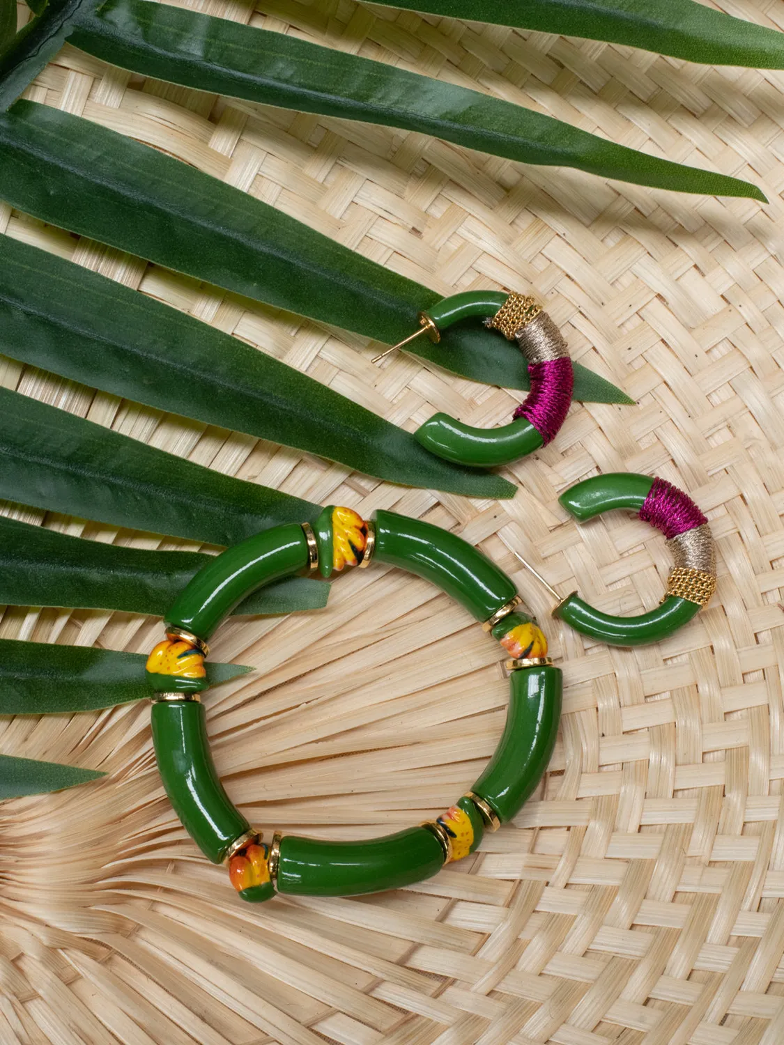 Nach Bijoux vert ethnique boucles d'oreilles porcelaine verte