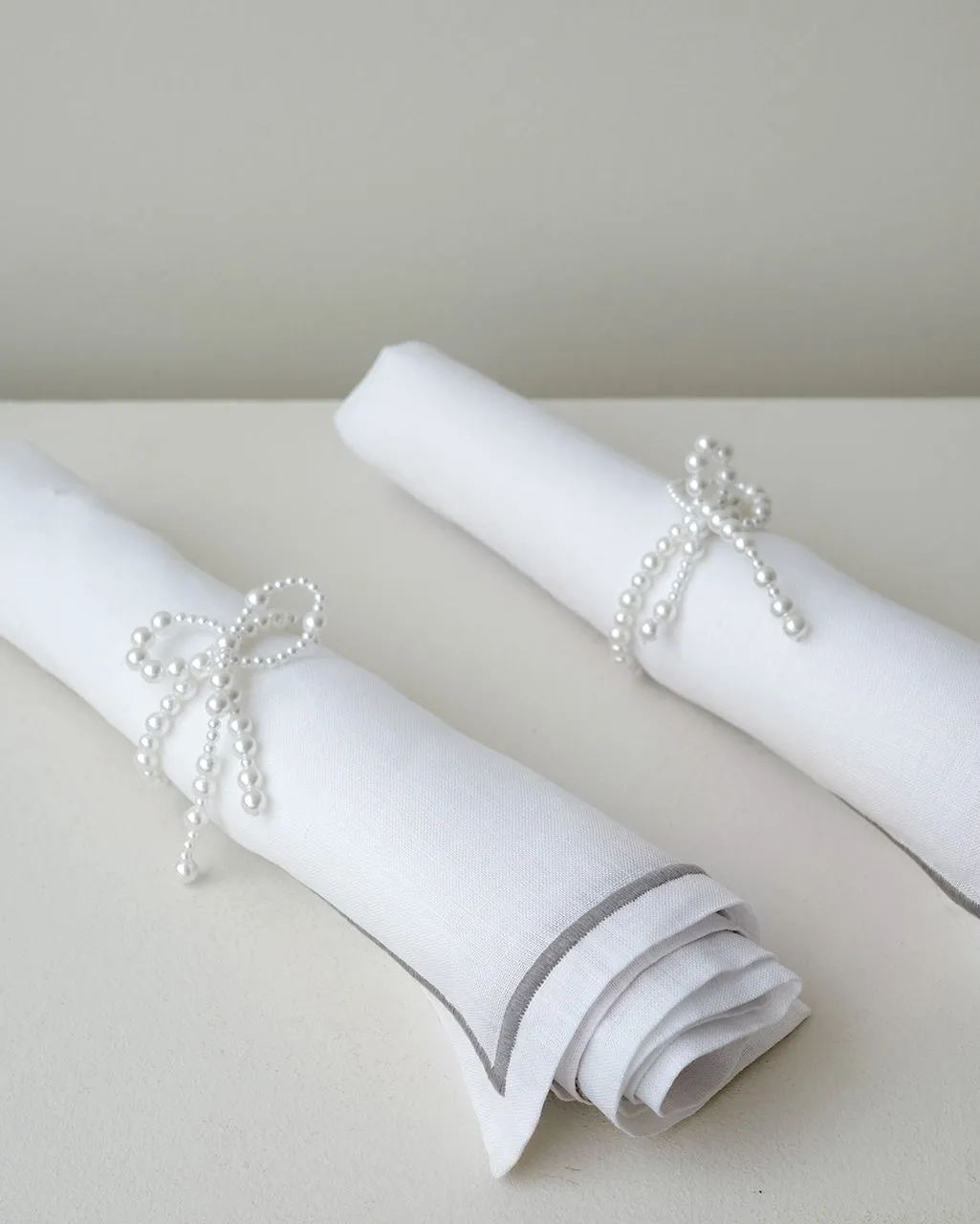 Completedworks Sit-Down lot 2 ronds serviette perles