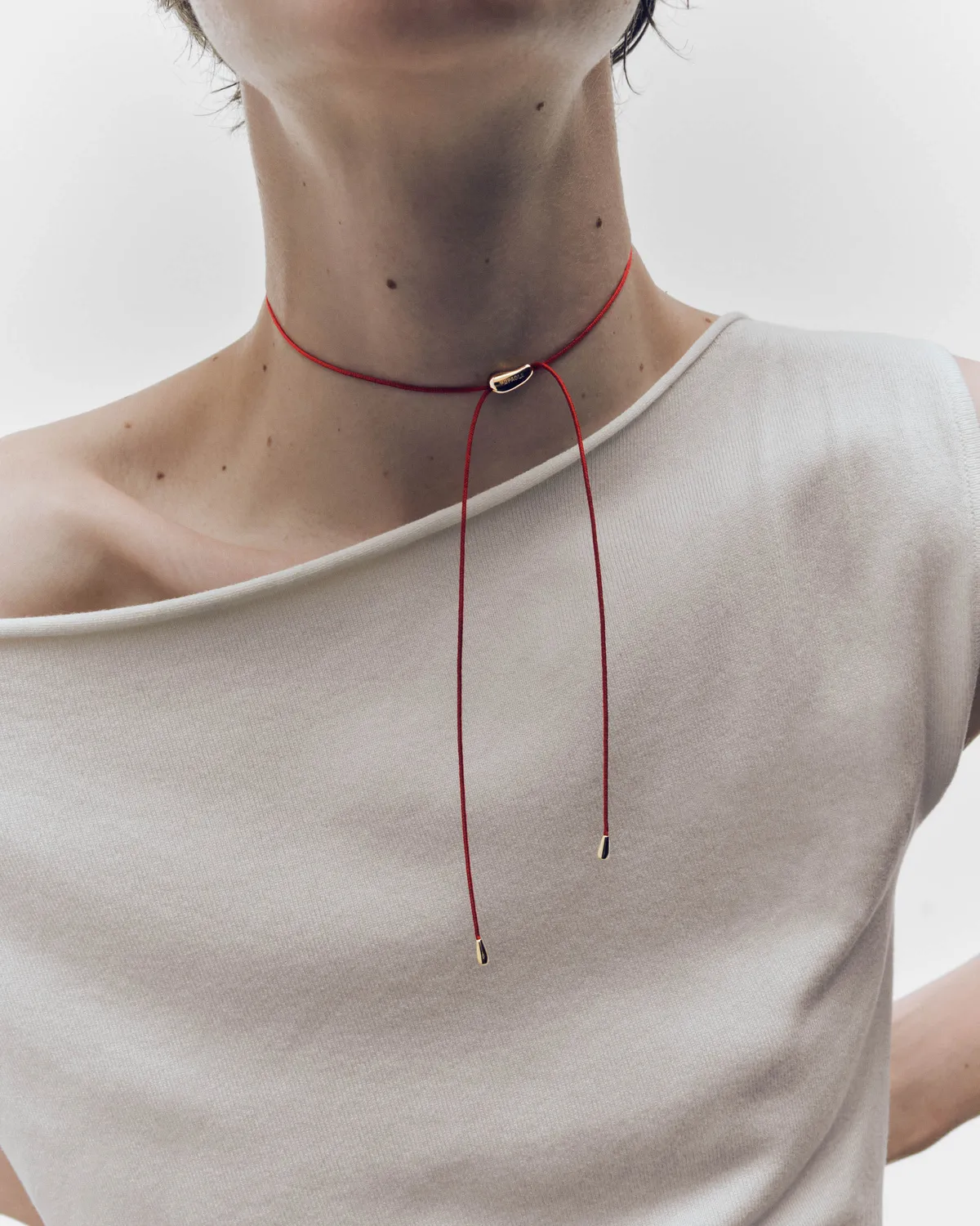 PDPAOLA Rodeo collier cordon rouge doré