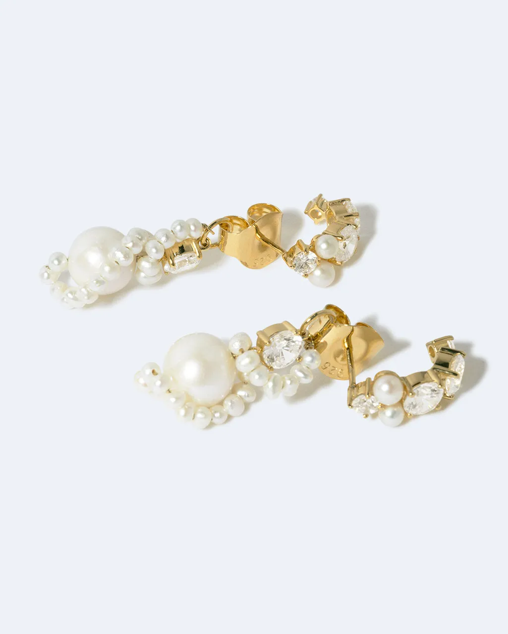 Completedworks Outcrop boucles perle zirconia vermeil
