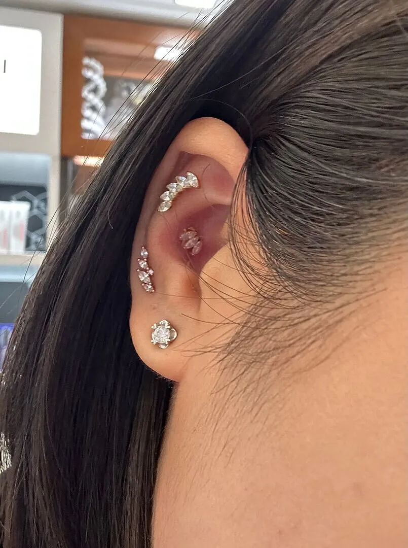 Astrid & Miyu Navette Crystal Climber boucles or rose