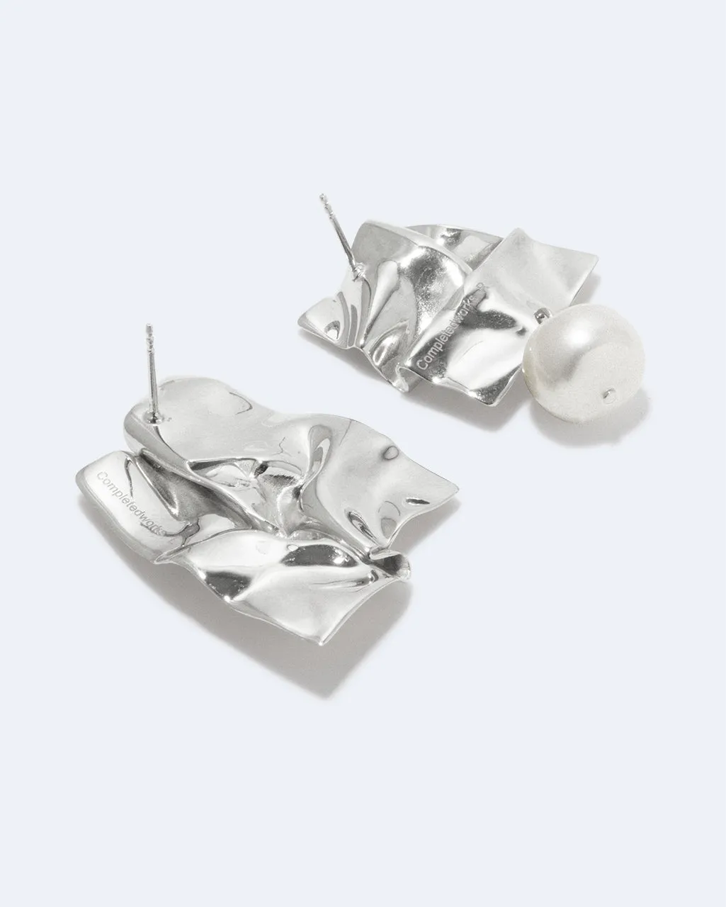 Completedworks Fold Cohesion pendantes argent perle