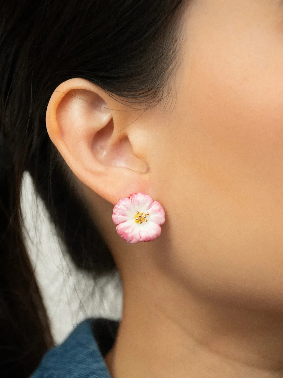Nach Bijoux Rose Céleste boucles puces porcelaine rose 2 cm