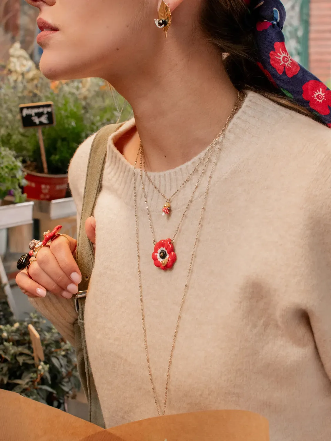 Nach Bijoux Escargot et champignon collier porcelaine 46,5 cm