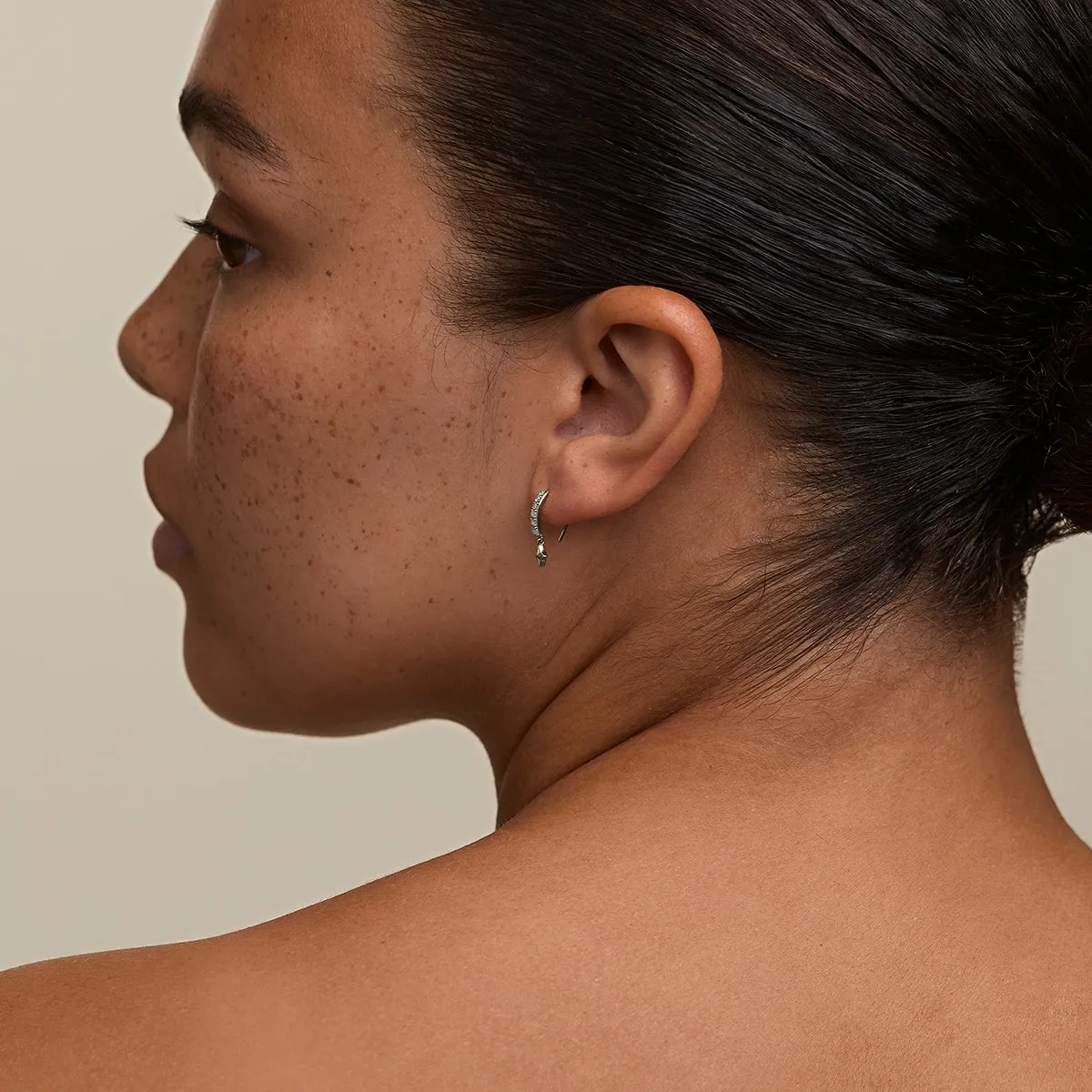 Astrid & Miyu Cosmic boucles d'oreilles Opal Hook argent opale