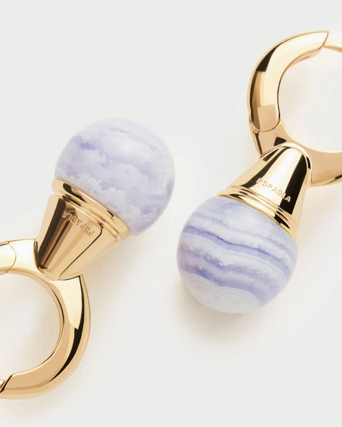 PDPAOLA Riviera créoles agate bleue 30 mm