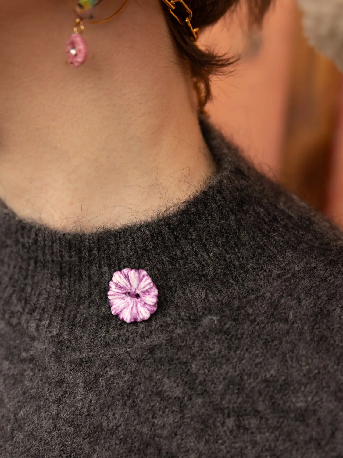 Nach Bijoux oiseau brodé pull maille oversize