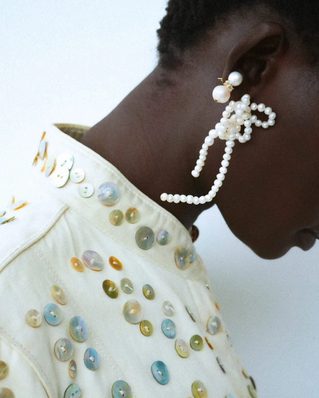 Completedworks Time Waits for No One boucles d'oreilles perles vermeil