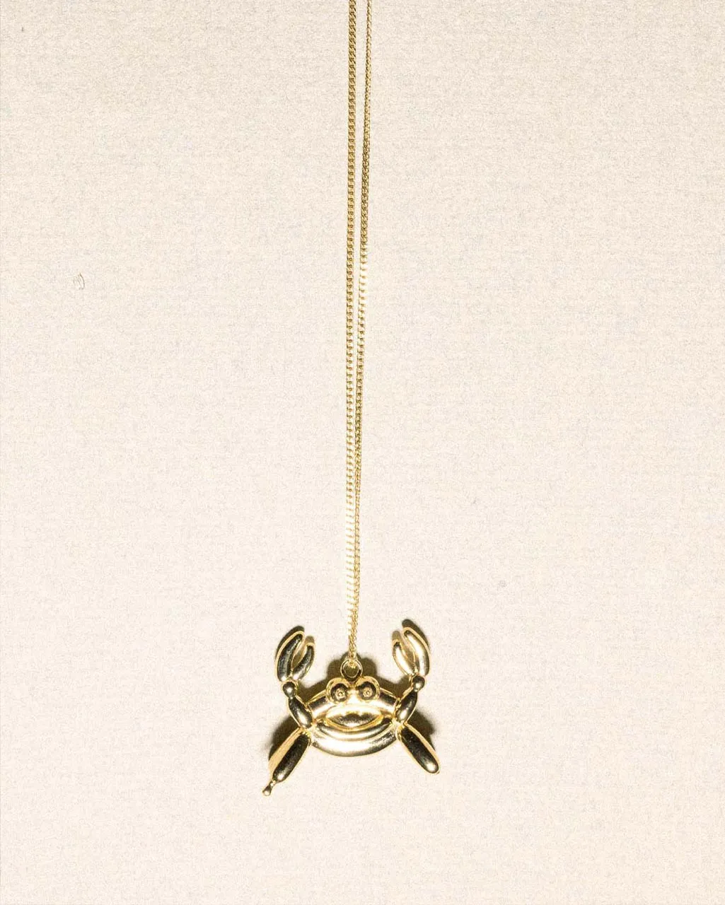 Completedworks Classicworks Cancer pendentif ballon doré