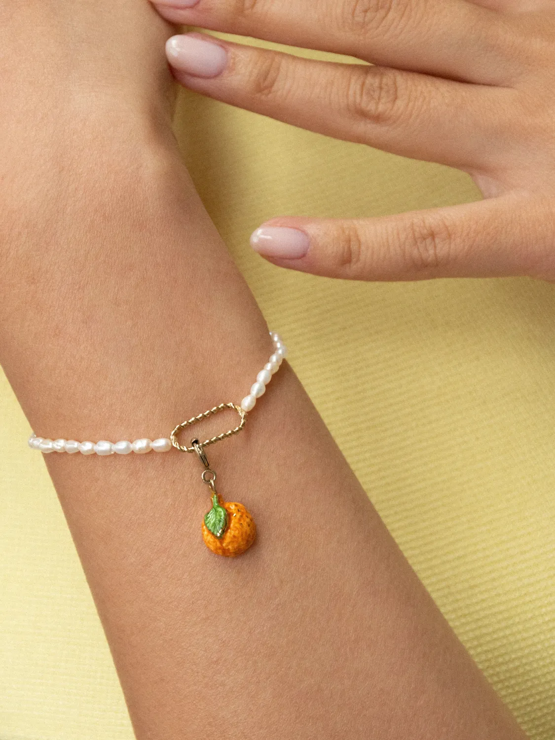 Nach Bijoux Charm's orange charm porcelaine fruit doré