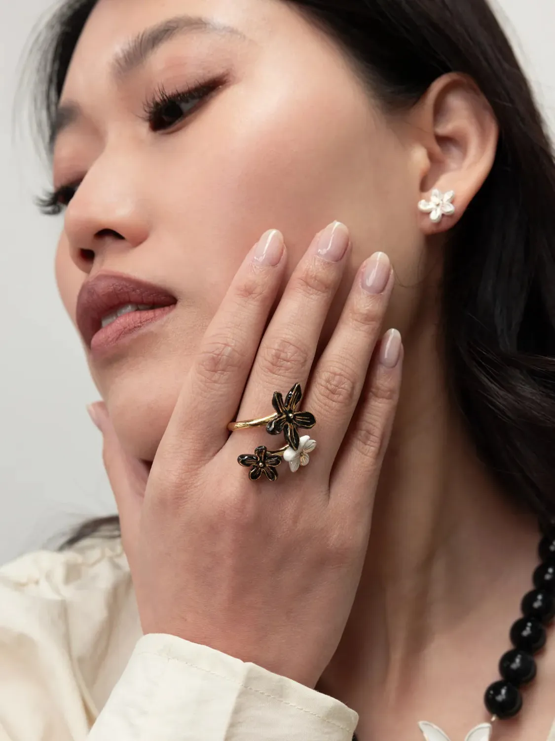 Nach Bijoux Idole sauvage multi fleurs dErine bague ajustable doré