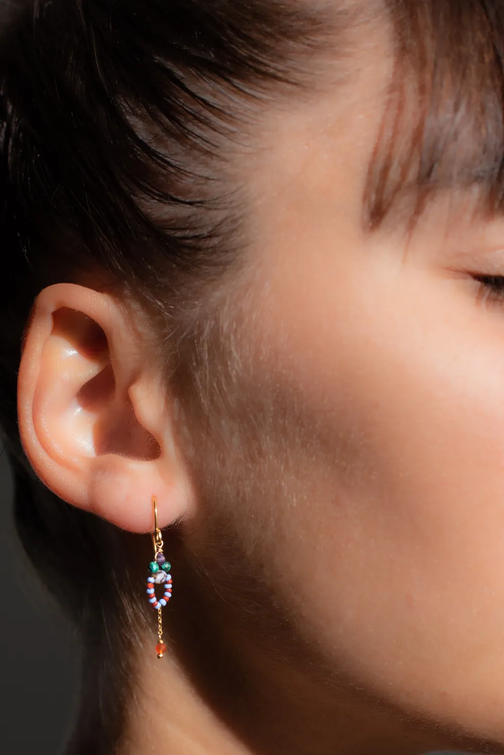 Le Fourbi de Capucine P8 boucles d'oreilles laiton doré cornaline