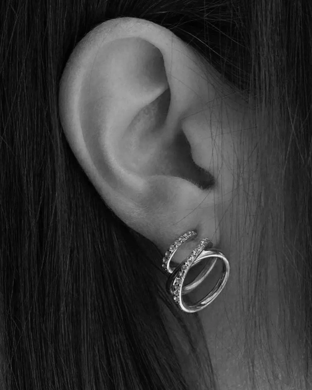 Completedworks Flow White Topaz boucles d’oreilles platine
