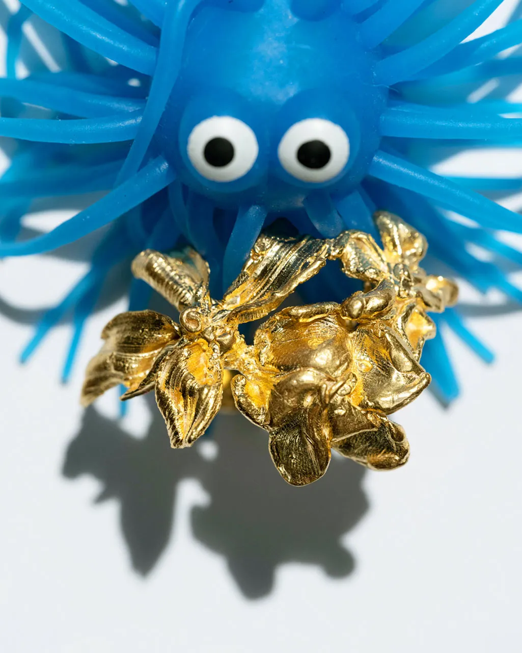 Completedworks In a Perfect World bague plaqué or taille L