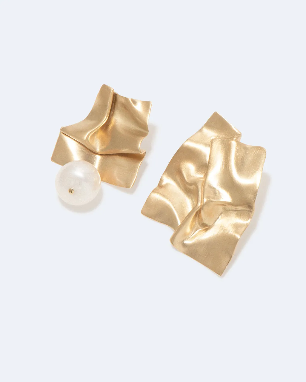 Completedworks Cohesion boucles d'oreilles vermeil perles