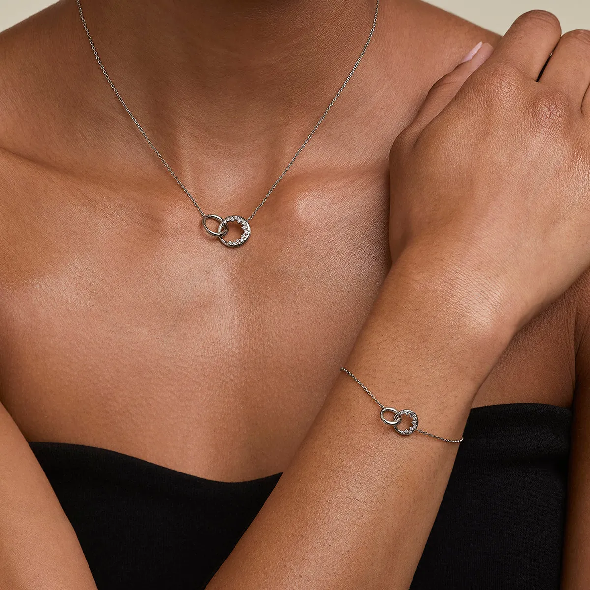 Astrid & Miyu Orbit collier stacking argent 18 cm