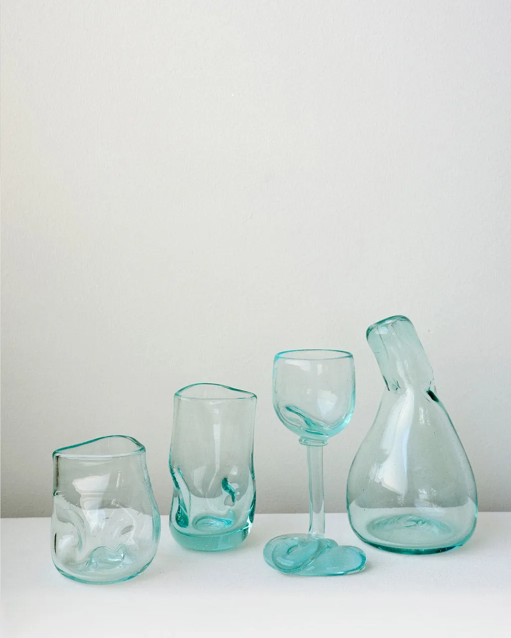 Completedworks Thaw verre verre recyclé transparent