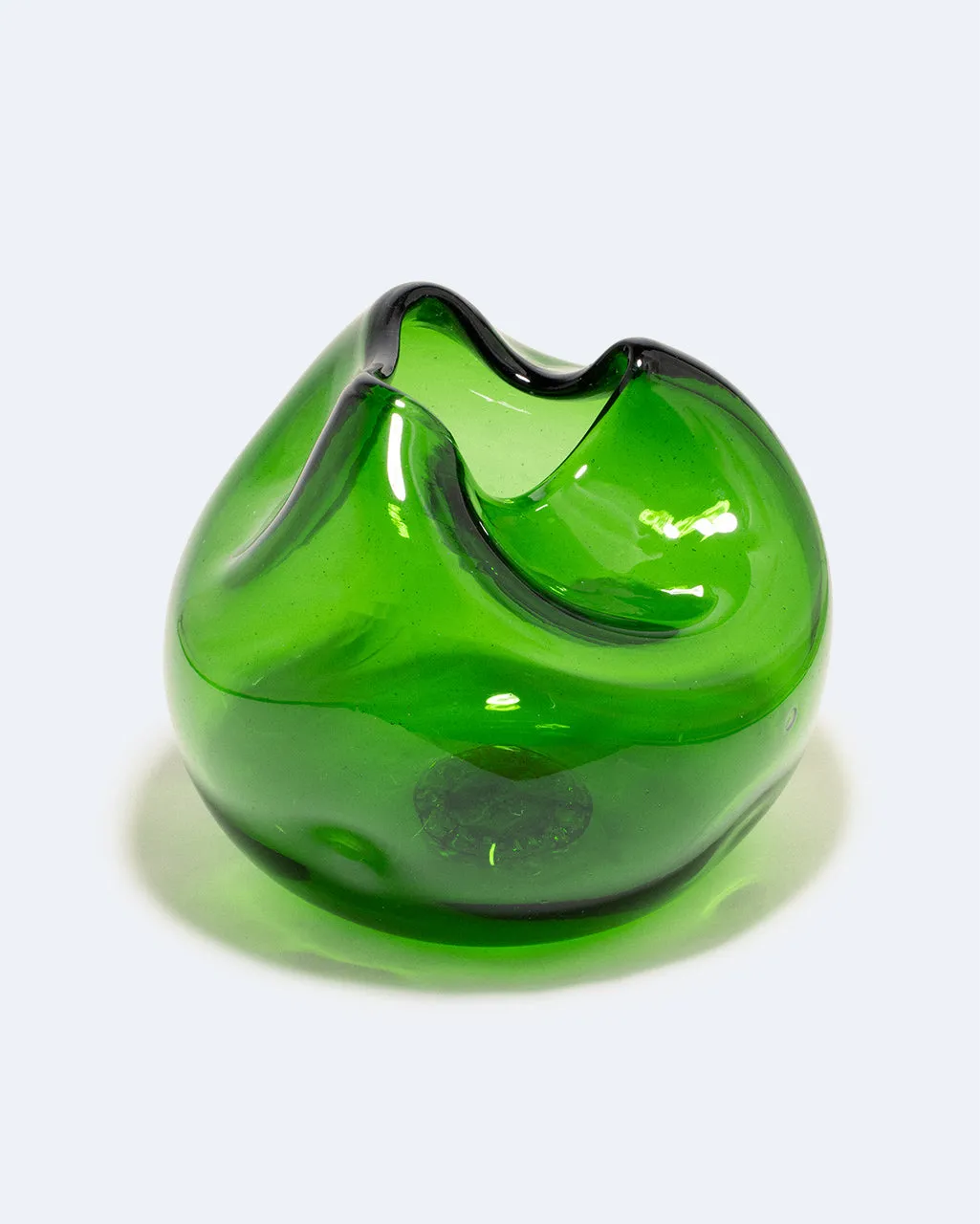 Completedworks The Bubble to End all Bubbles vase vert verre recyclé